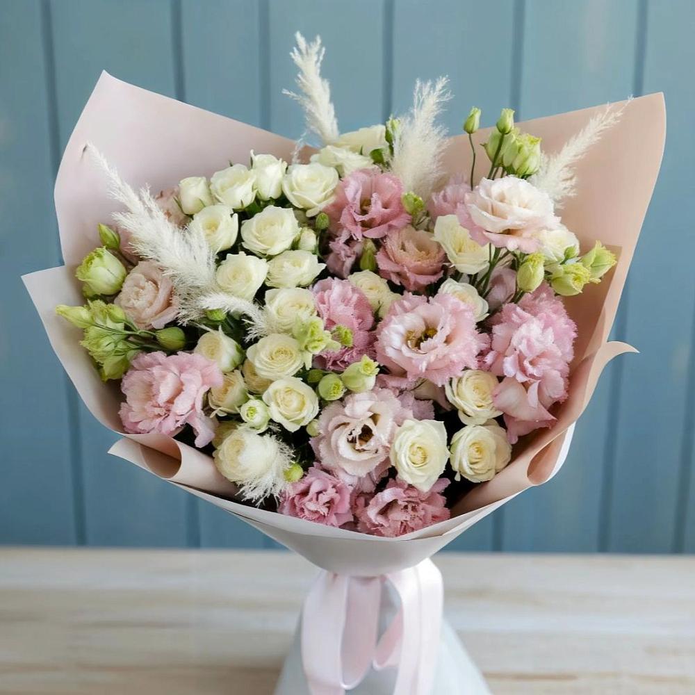 Букет цветов из: Альстромерии и Розы в Новый