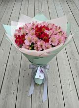 Букет цветов из:  Альстромерии #REPLACE_PRED# Новый