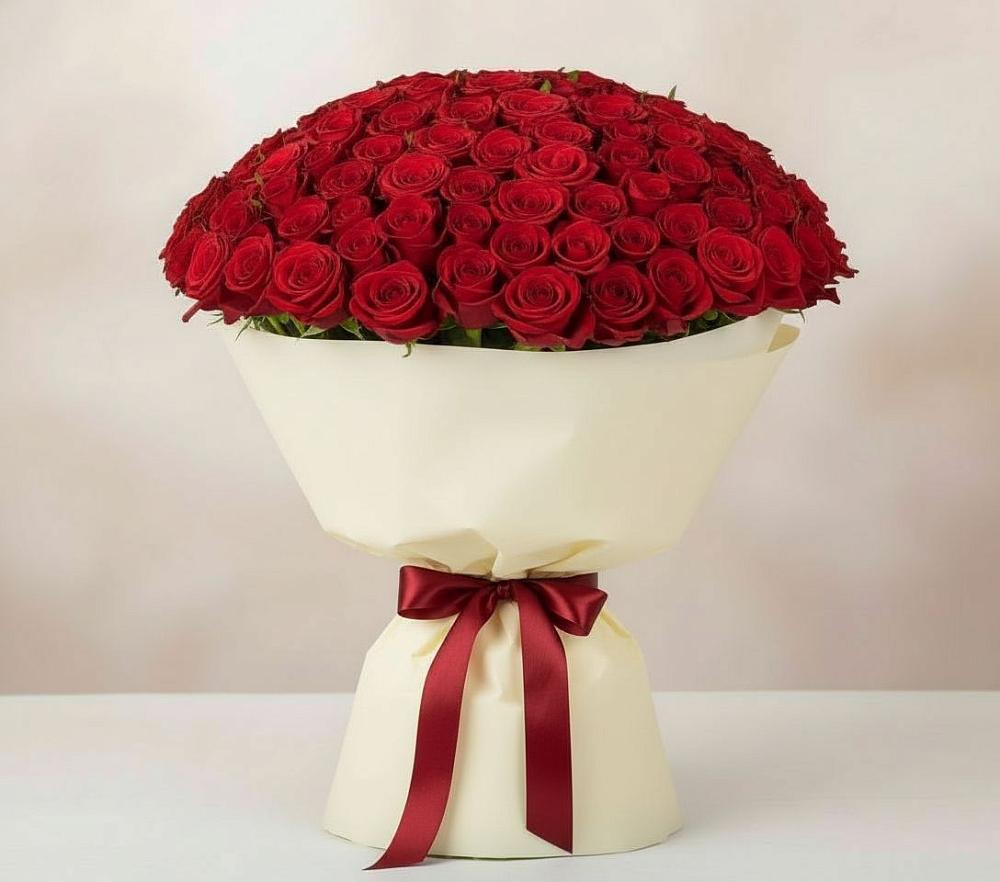 Букет 101 Красная роза Милано в Новый