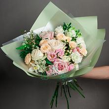 Букет цветов из:  Лизиантусы, Розы и Гвоздики #REPLACE_PRED# Новый