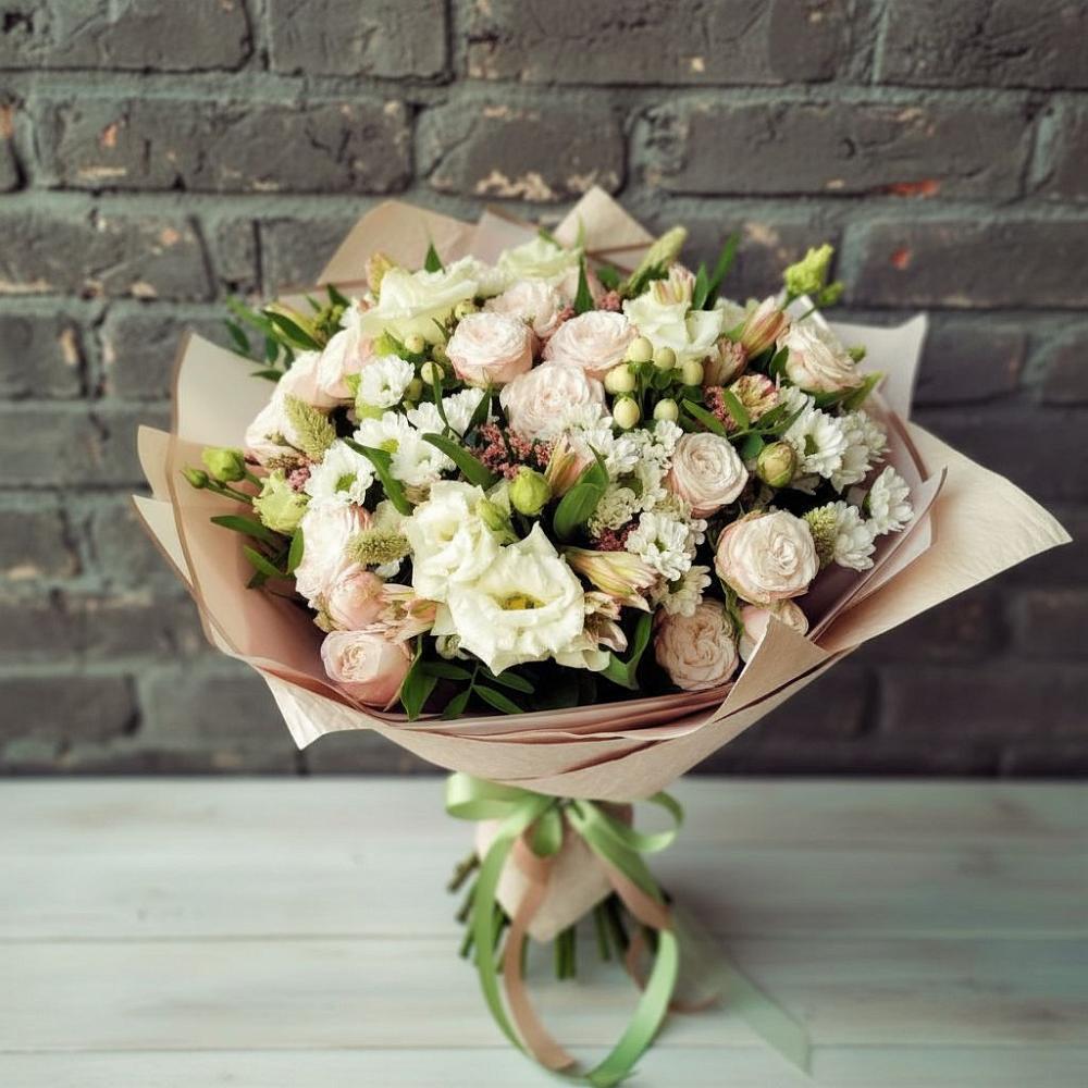Букет цветов из: Альстромерии, Розы и Хризантемы в Новый