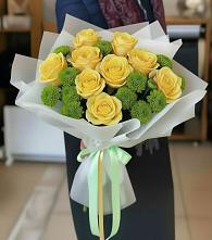 Букет цветов из:  Хризантемы и Розы в Новый