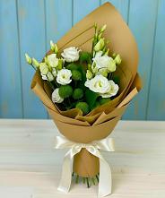 Букет цветов из:  Хризантемы и Лизиантусы #REPLACE_PRED# Новый