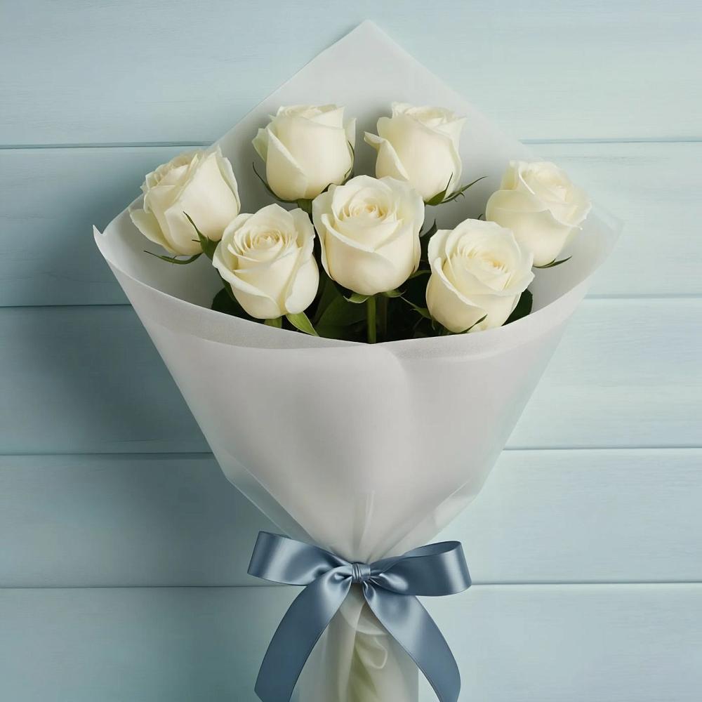 Букет 7 Белых роз Эдлесс Лав в Новый